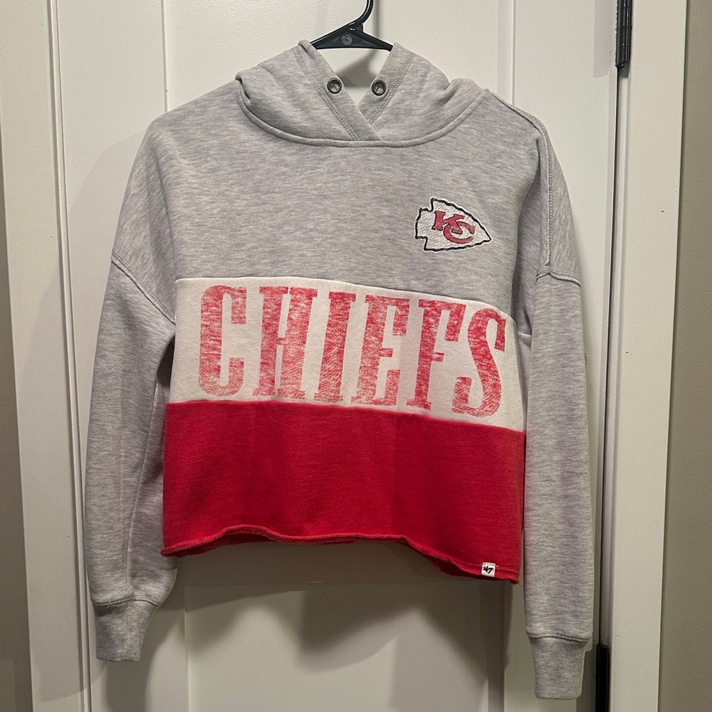 KC Chiefs Cropped Hoodie Gray Red Women’s Small NFL